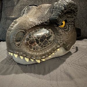 Tyrannosaurus Rex Chomp N Roar Dinosaur Mask Jurassic World Dominion T-Rex Head